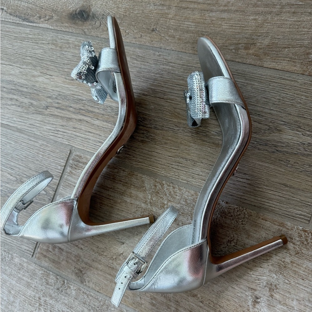 MICHAEL KORS PARIS SANDAL SILVER Size 9 - Picture 6 of 7